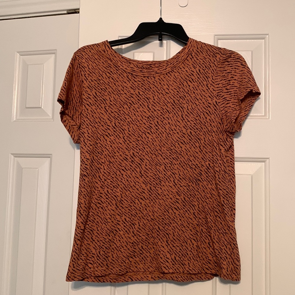 Banana Republic short sleeve tee